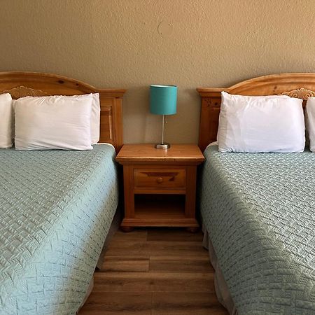 Sunset Inn And Suites 프레드릭스버그 외부 사진