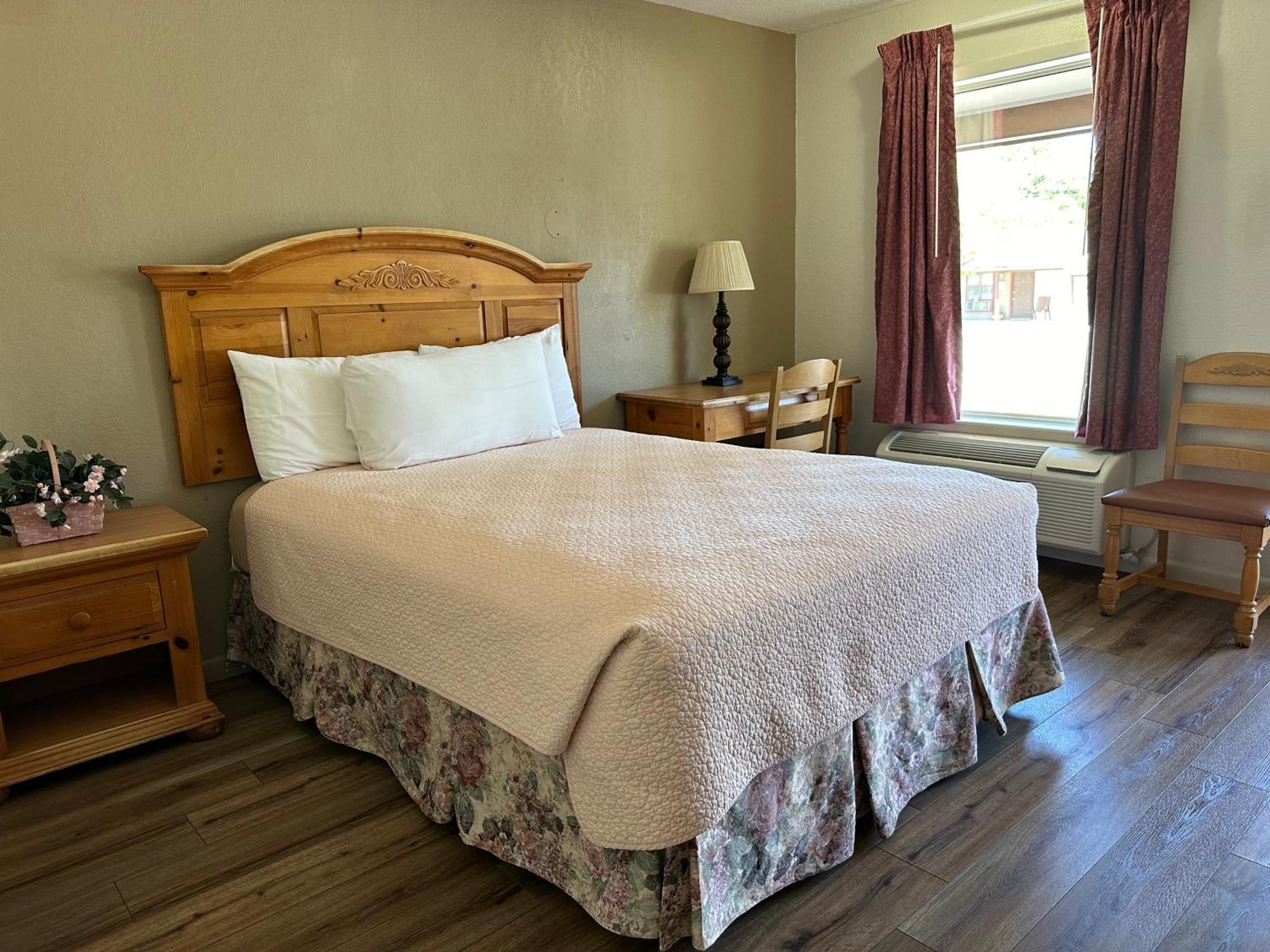 Sunset Inn And Suites 프레드릭스버그 외부 사진