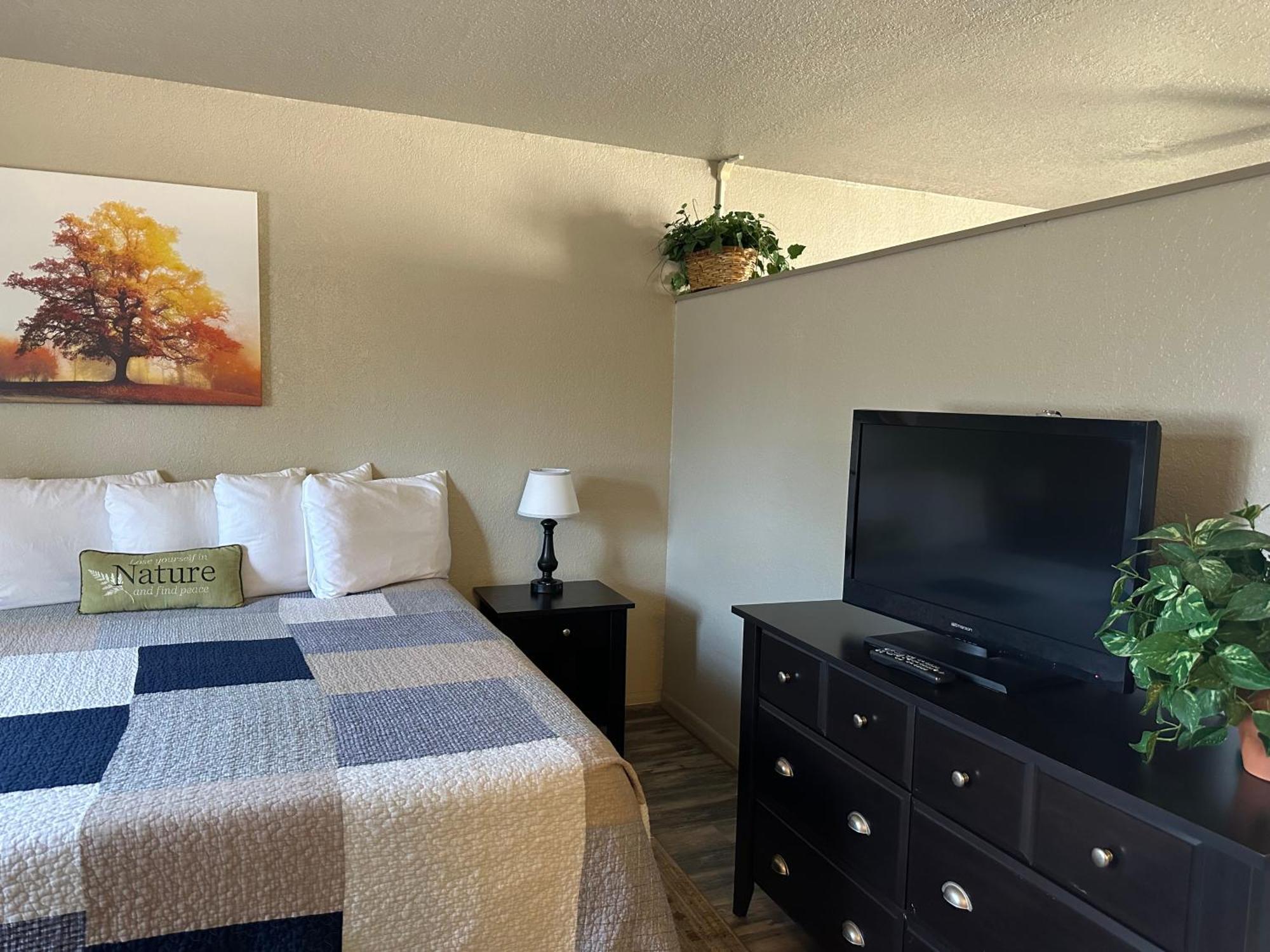 Sunset Inn And Suites 프레드릭스버그 외부 사진