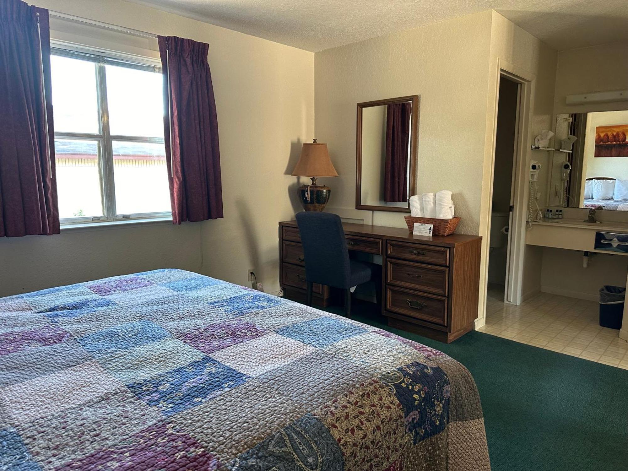 Sunset Inn And Suites 프레드릭스버그 외부 사진