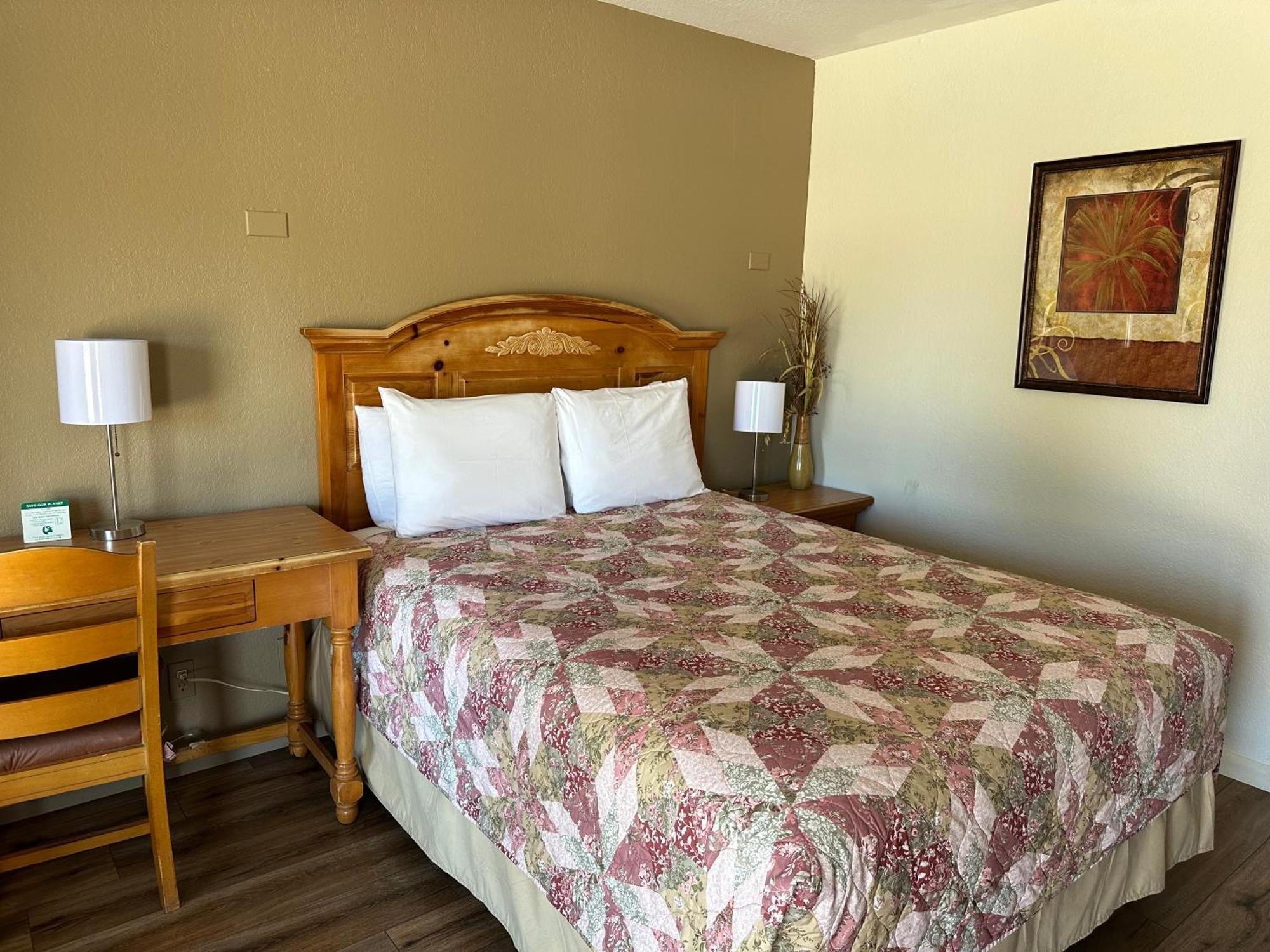 Sunset Inn And Suites 프레드릭스버그 외부 사진