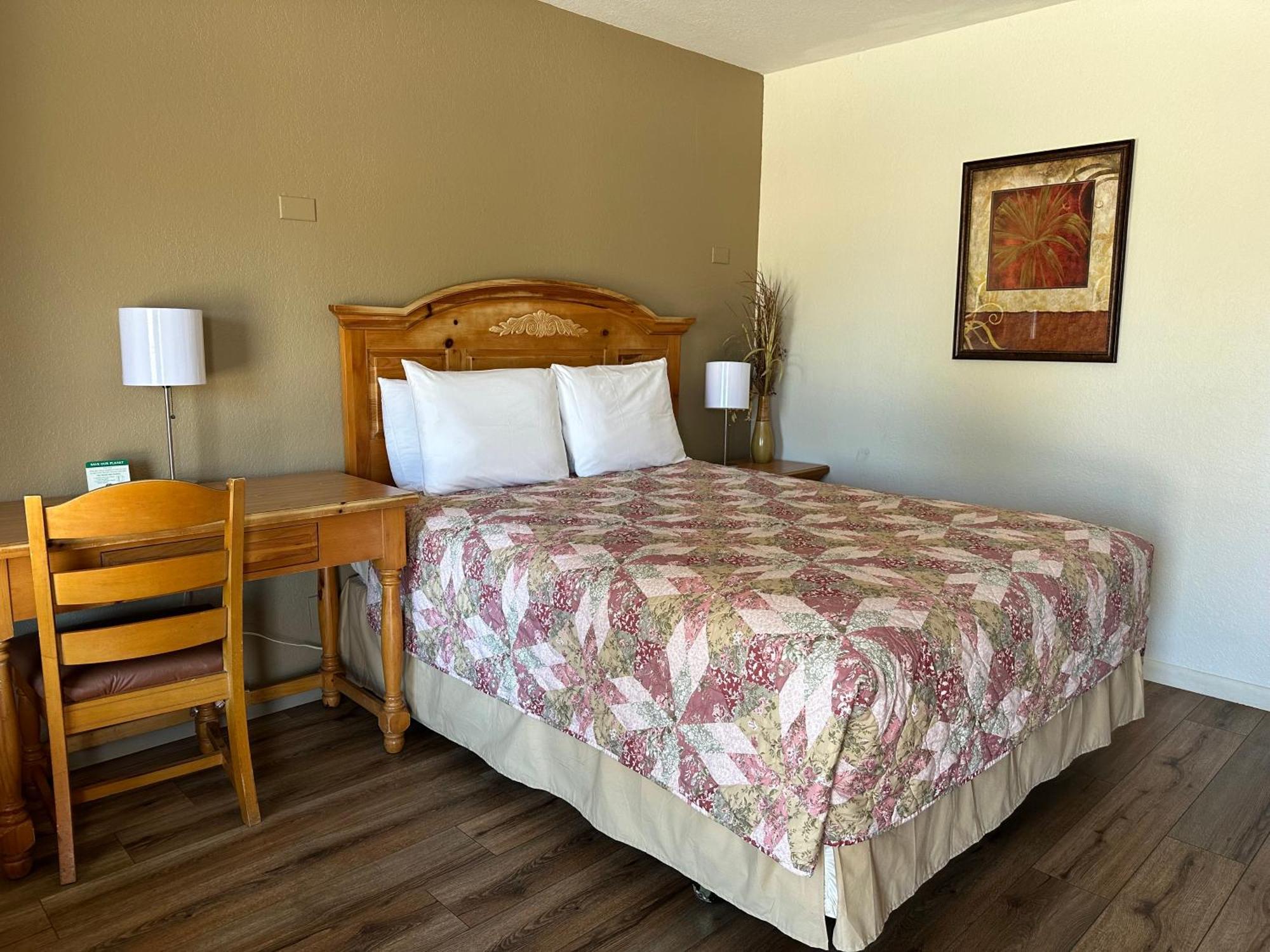 Sunset Inn And Suites 프레드릭스버그 외부 사진