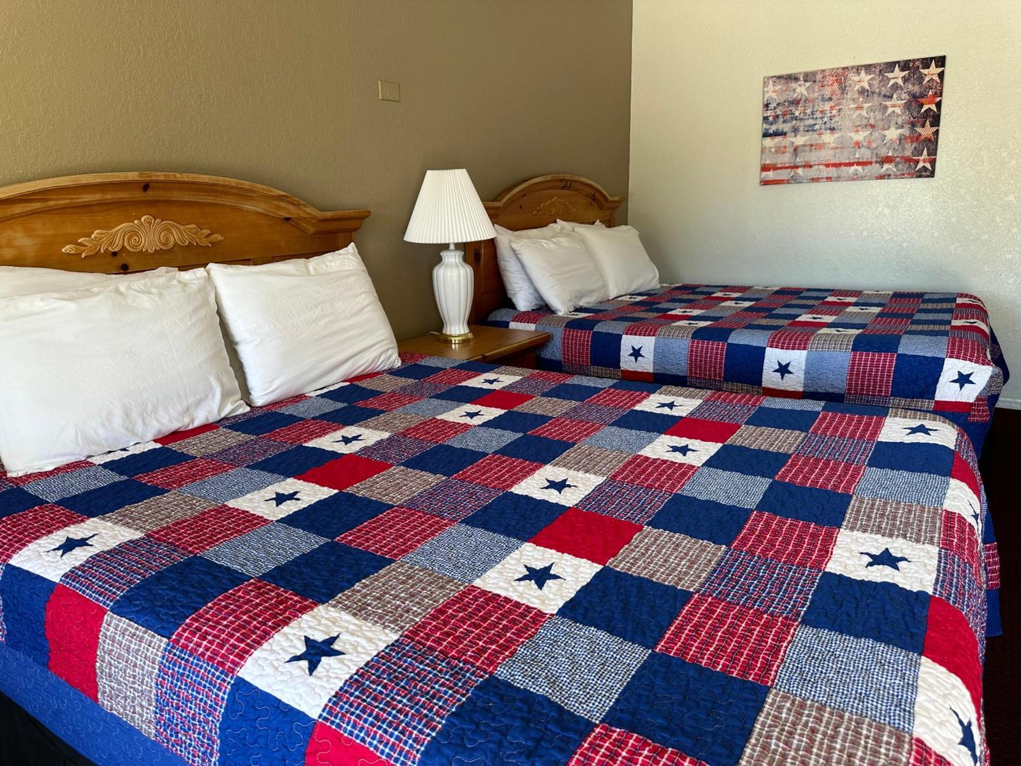 Sunset Inn And Suites 프레드릭스버그 외부 사진